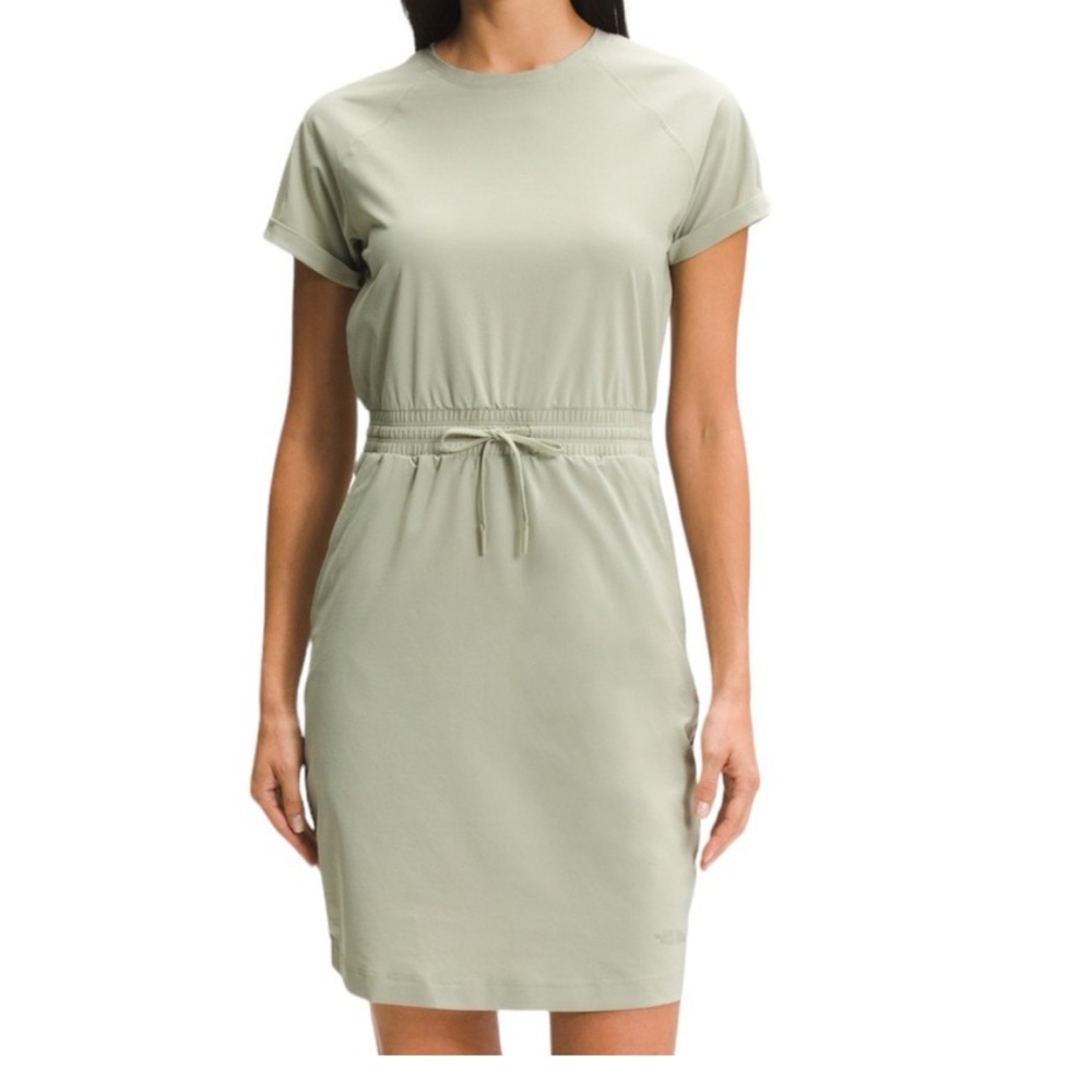 The North Face // NWT Never Stop Dress